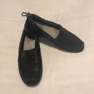 Women’s Black “Bobs” by Skechers Size 7.5
